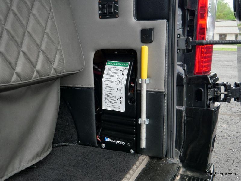 2023 RAM ProMaster 2500 Window Van High RoofImage 34