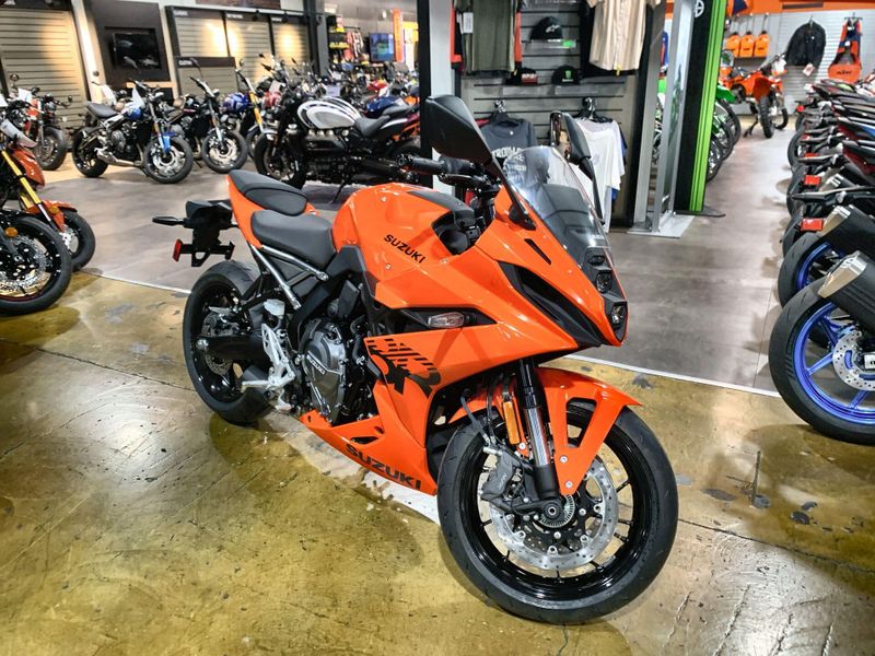 New 2026 Suzuki GSX-8R Image 12