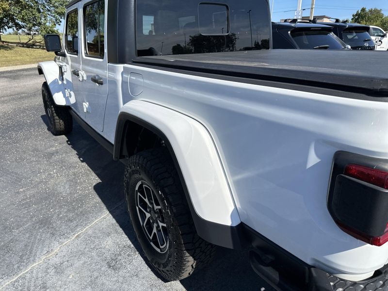 2022 Jeep Gladiator Rubicon photo 9
