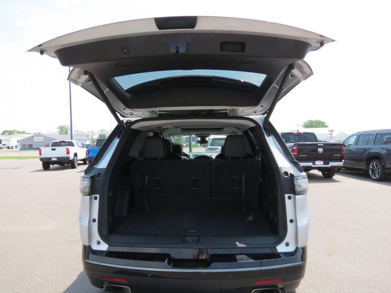 2021 Chevrolet Traverse Premier 4x4 4dr SUVImage 34