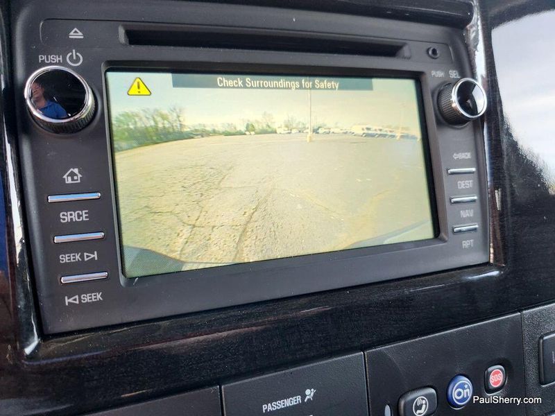2019 Chevrolet Express 2500 Image 2