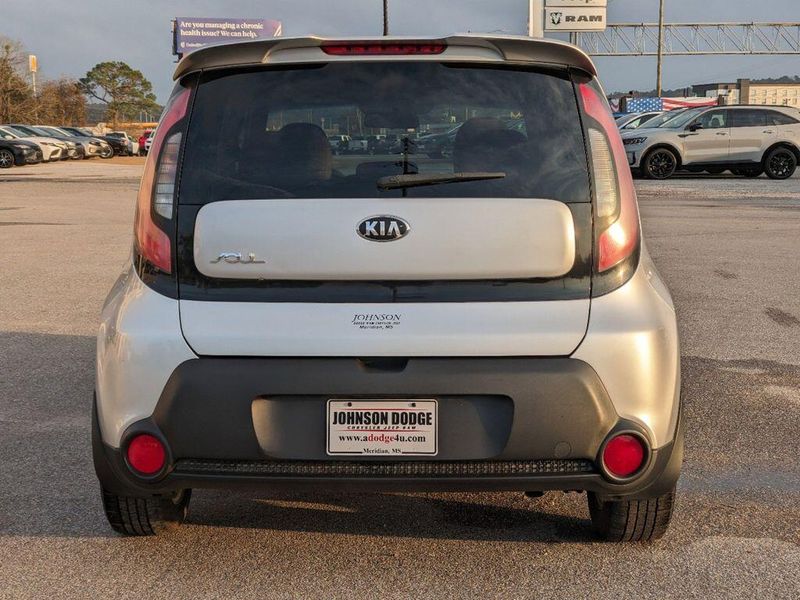 2014 Kia Soul BaseImage 4