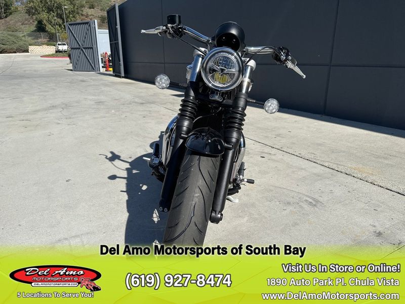 2024 Triumph BONNEVILLE SPEEDMASTER  in a JET BLACK exterior color. Del Amo Motorsports of South Bay (619) 547-1937 delamomotorsports.com 