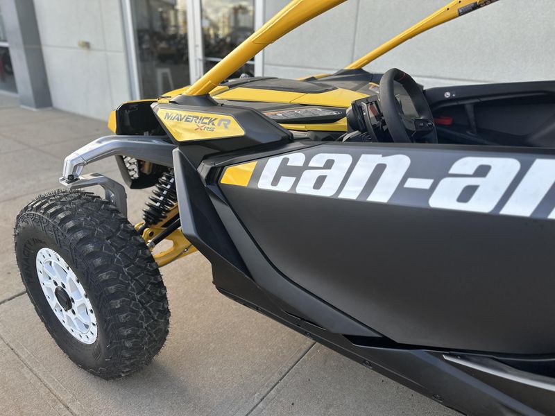 2024 Can-Am MAVERICK R XRSImage 8