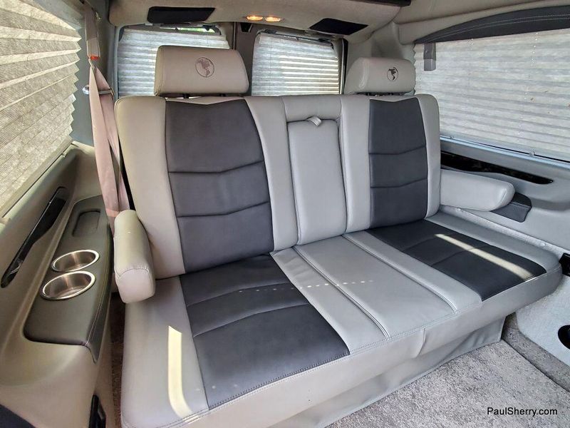 2022 Chevrolet Express Cargo Image 24
