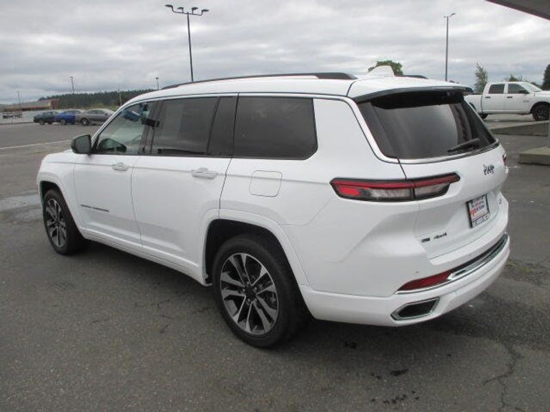 Used 2022 Jeep Grand Cherokee L OverlandImage 13