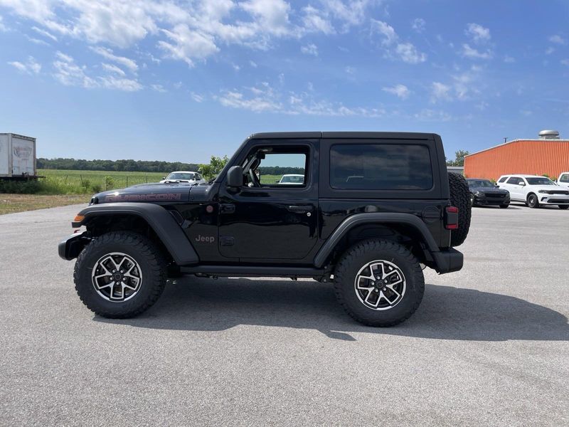 2024 Jeep Wrangler Two-Door Rubicon photo 4