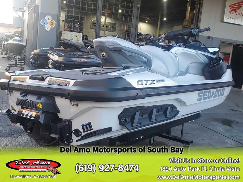 2024 Sea-Doo GTX LIMITED 300 (SOUND SYSTEM) Image 13