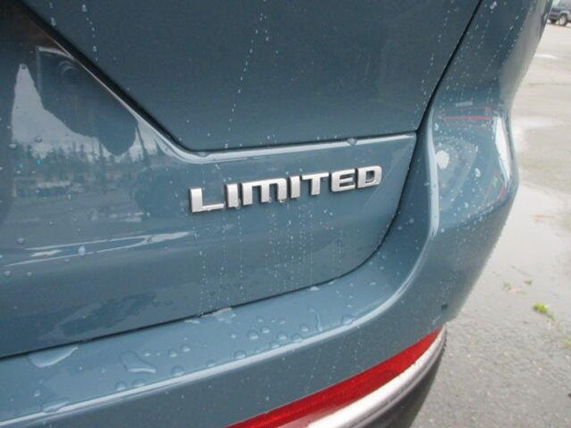 New 2026 Jeep Grand Cherokee Limited 4x4Image 10