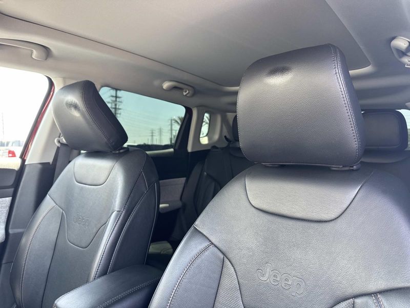 Used 2022 Jeep Compass Latitude Lux