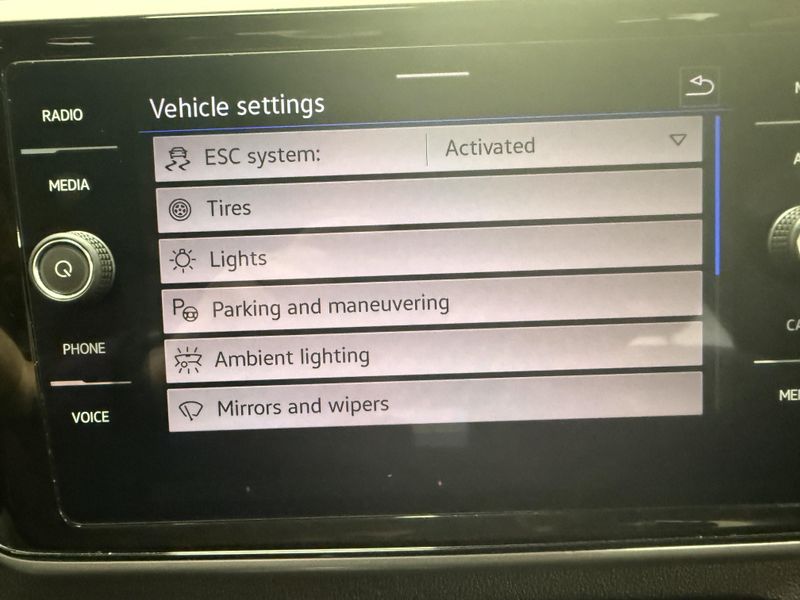 Used 2023 Volkswagen Atlas V6 SEL AWD w/Sunroof & NavImage 21