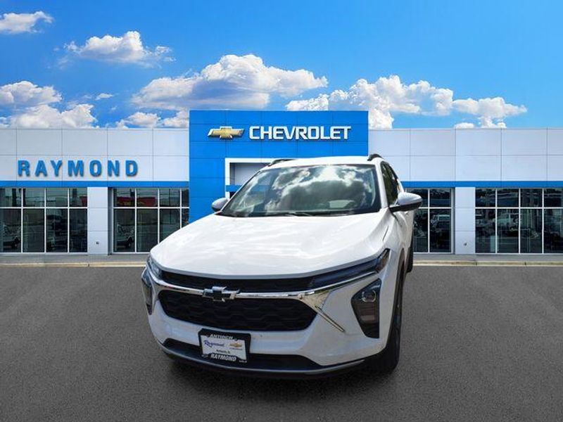 New 2026 Chevrolet Trax LTImage 8