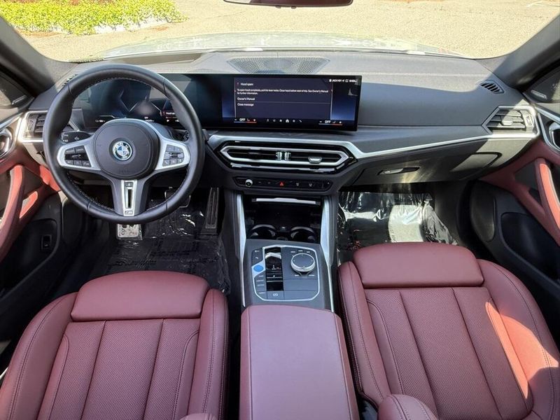 2024 BMW i4 M50Image 31