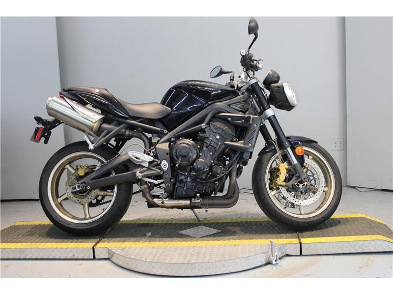 Used 2012 Triumph STREET TRIPLE R Image 1