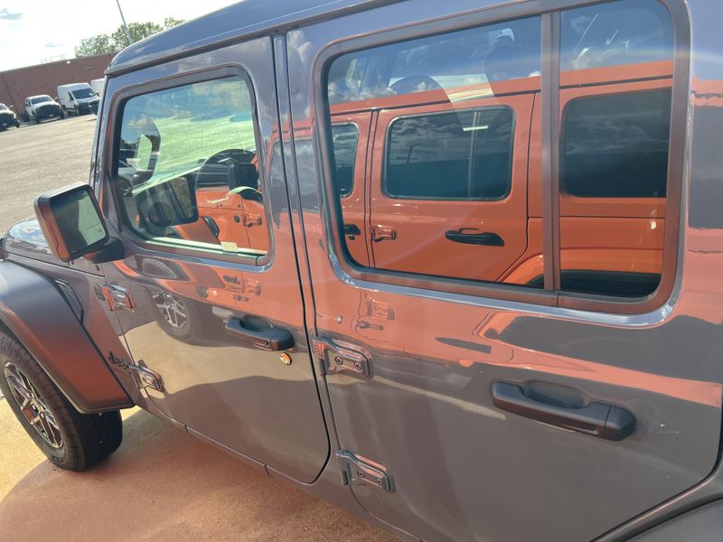 New 2025 Jeep Wrangler 4-door Sport SImage 11