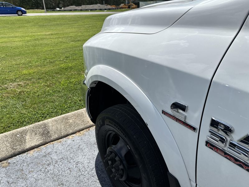 Used 2018 RAM 3500 Chassis TradesmanImage 15