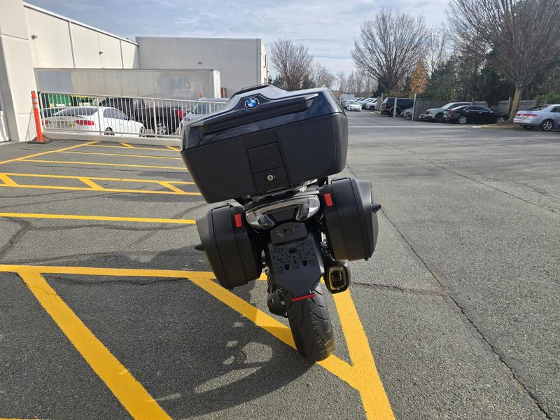 New 2026 BMW R1300RT Image 7