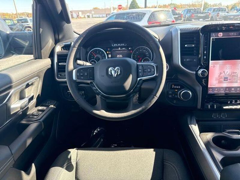 2026 RAM 1500 Big Horn Crew Cab 4x4 5'7' Box