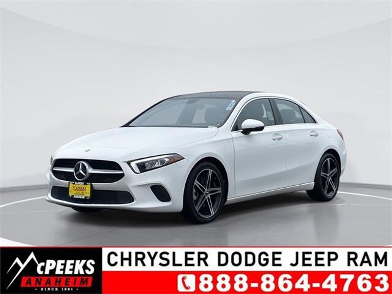 2022 Mercedes-Benz A 220 220Image 1