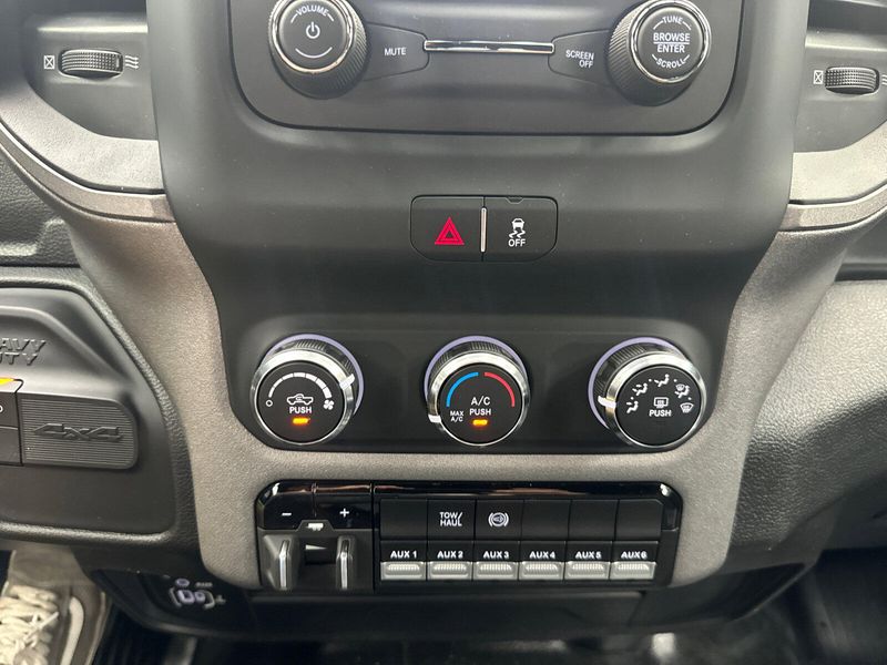 2024 RAM 2500 Tradesman Crew Cab 4x4 6