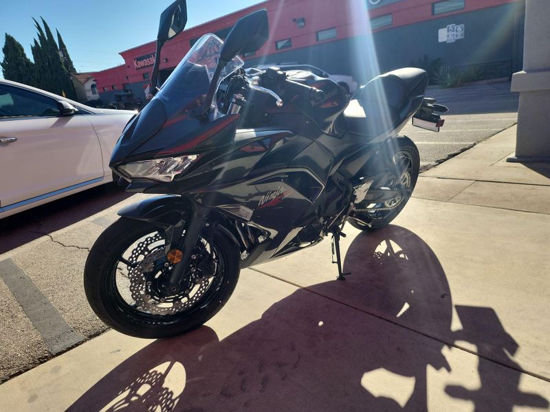 Used 2026 Kawasaki NINJA 650 Image 16