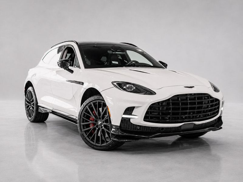 New 2026 Aston Martin DBX | Glenview Luxury Imports | Glenview, IL