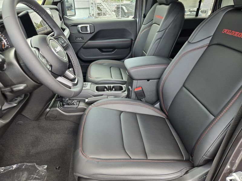 New 2026 Jeep Wrangler 4-door Rubicon X