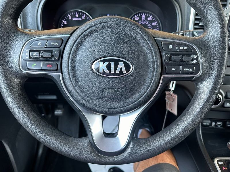 2018 Kia Sportage LXImage 3