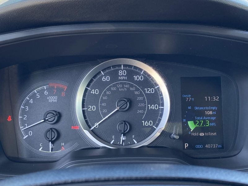 Used 2020 Toyota Corolla LEImage 28