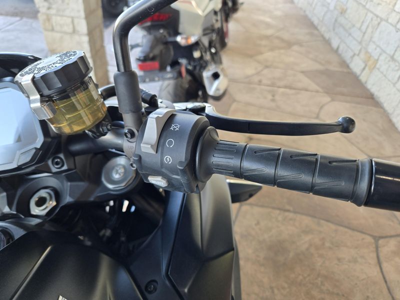 USED 2021 KAWASAKI Z H2 BASE Image 14