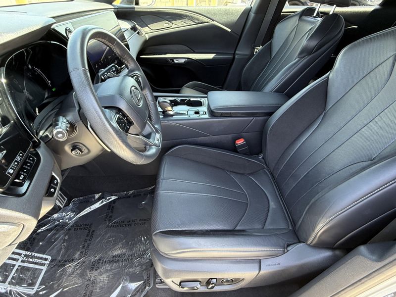 2023 Lexus RX 500h F SPORT PerformanceImage 19