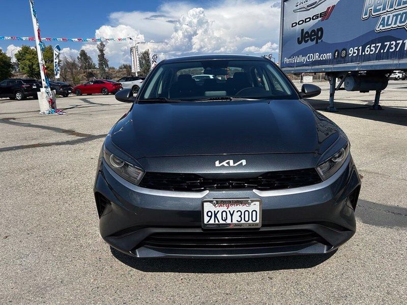 Used 2024 Kia Forte LXSImage 2