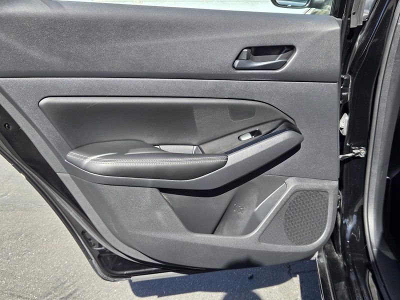 Used 2023 Nissan Altima 2.5 SV AWD Sedan