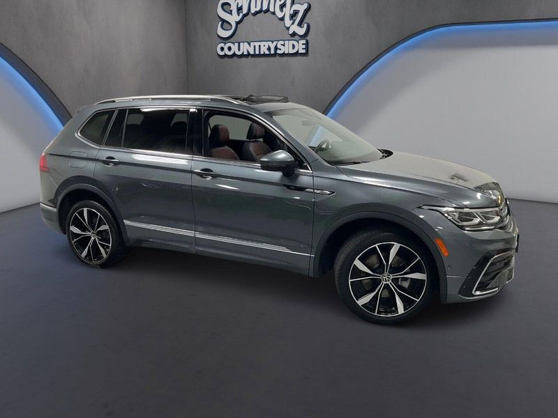 2024 Volkswagen Tiguan SEL R-Line Black photo 2