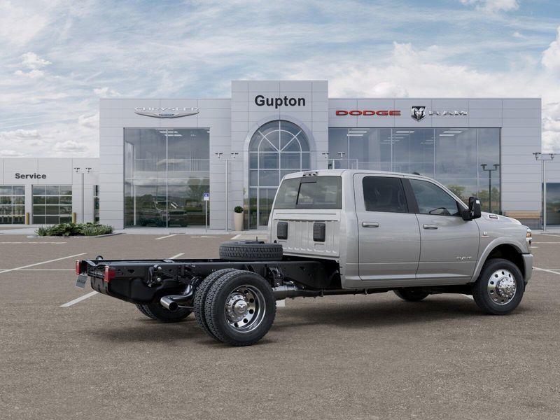 New 2026 RAM 4500 Big Horn Chassis Crew Cab 4x4 60