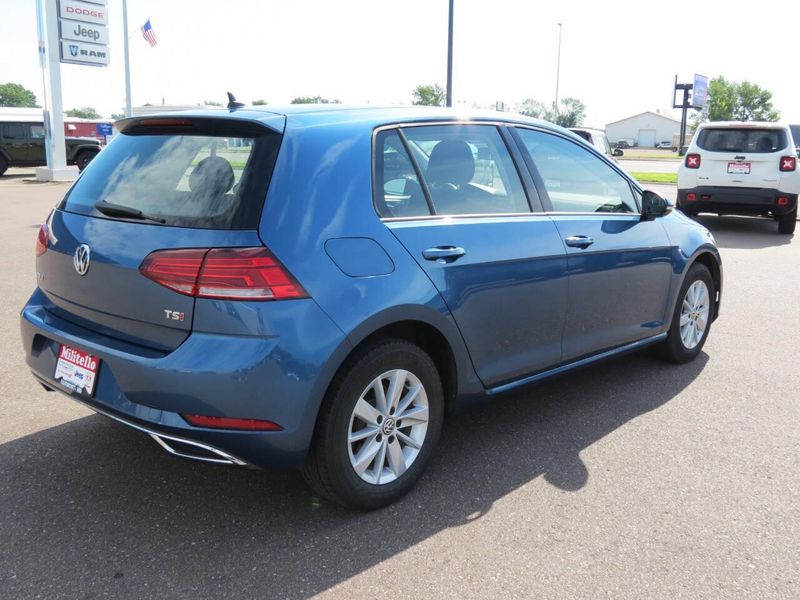 2018 Volkswagen Golf TSI S 4dr Hatchback 6AImage 2