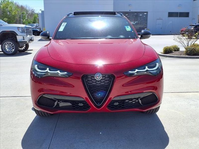 2025 Alfa Romeo Stelvio AwdImage 5