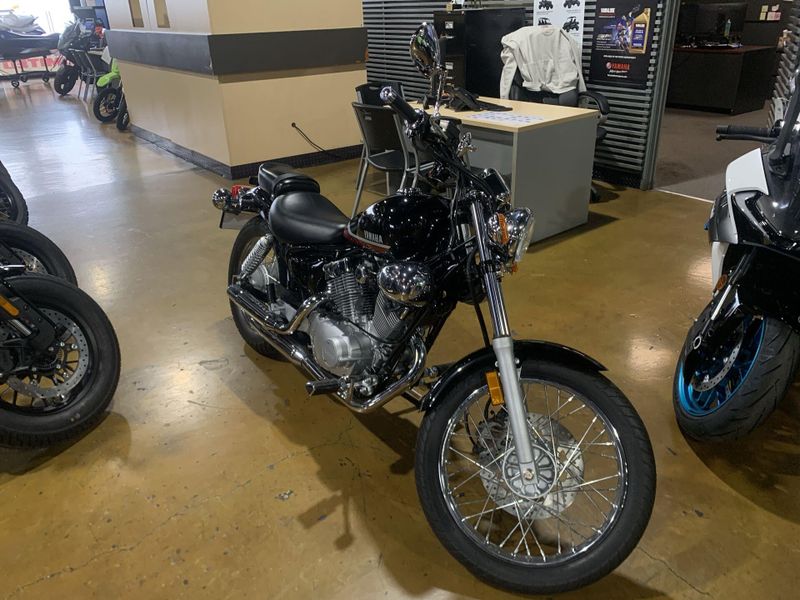 New 2025 Yamaha V STAR 250 Image 19