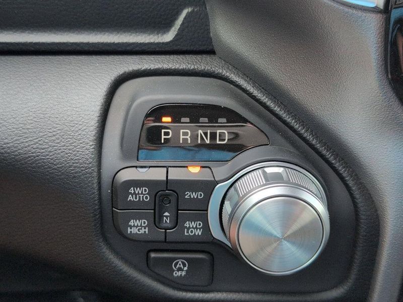 New 2025 RAM 1500 Laramie Crew Cab 4x4 5