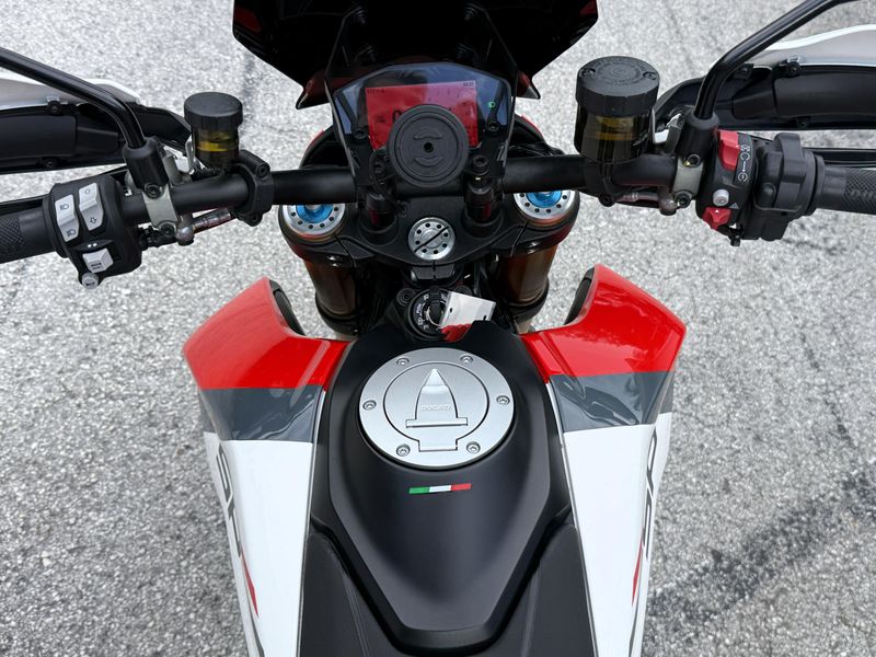 Used 2025 Ducati HYPERMOTARD 950 SP 
