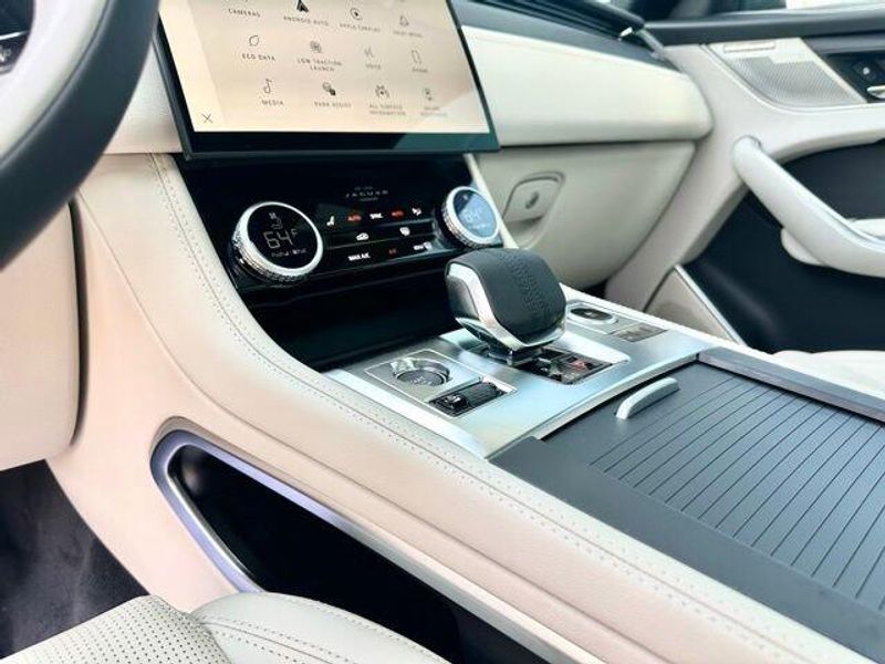 2026 Jaguar F-PACE R-Dynamic S