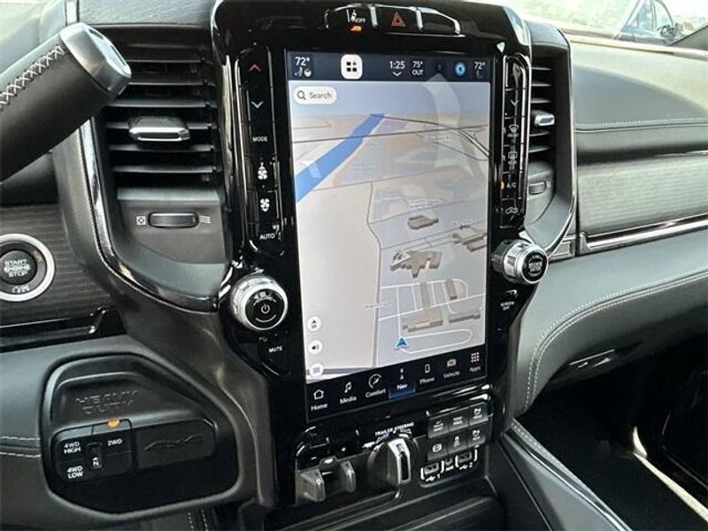 New 2024 RAM 3500 Limited Crew Cab 4x4 8