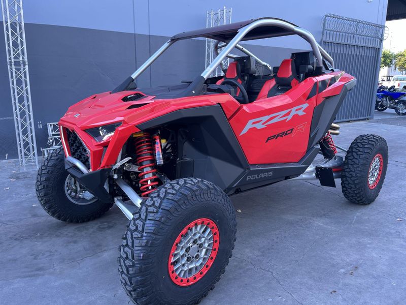 New 2026 Polaris RZR PRO R ULTIMATE Image 18