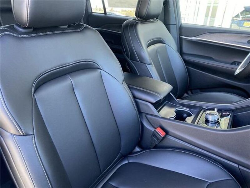 2024 Jeep Grand Cherokee 4xeImage 11