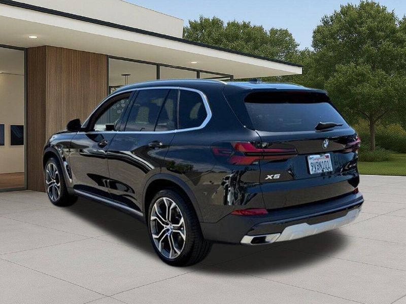Used 2026 BMW X5 sDrive40iImage 12