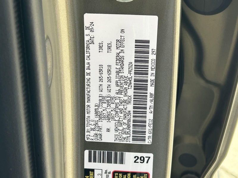 New 2024 Toyota Tacoma TRD SportImage 19