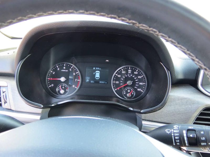 Used 2022 Kia Telluride EX AWD 4dr SUVImage 14