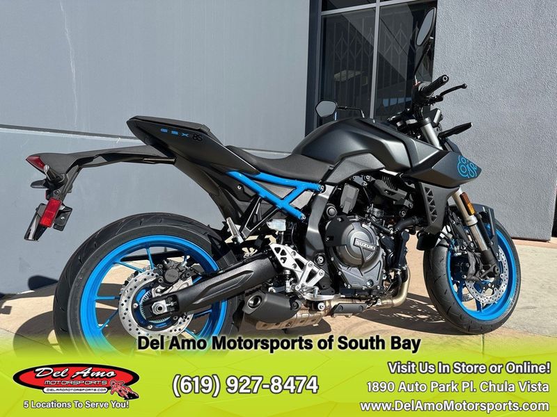 2024 Suzuki GSX800RQM4  in a BLACK exterior color. Del Amo Motorsports of South Bay (619) 547-1937 delamomotorsports.com 