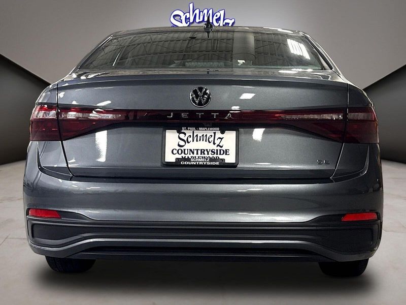 Used 2025 Volkswagen Jetta SE w/SunroofImage 6