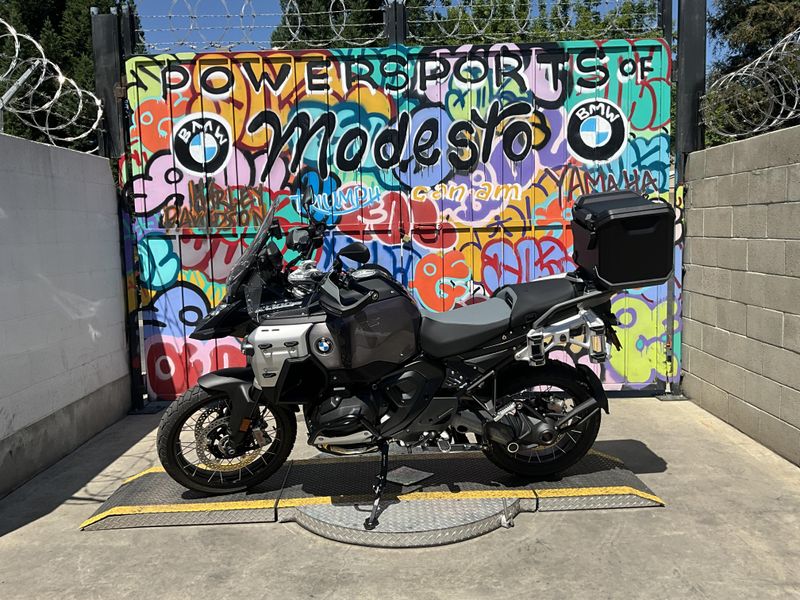 New 2026 BMW R 1300 GS Adventure Image 1